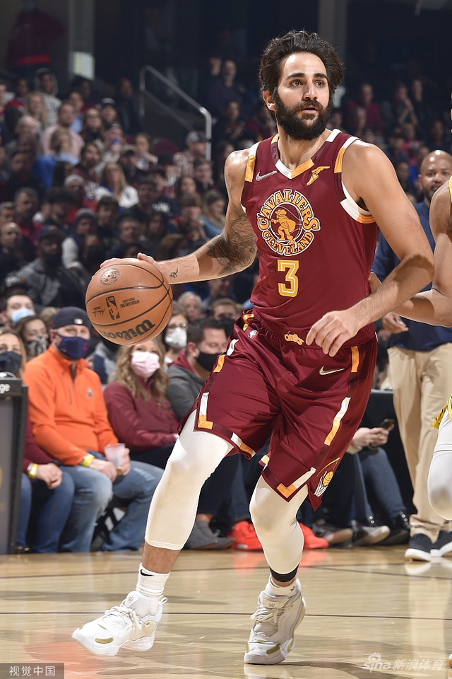 加盟英超时 加盟英超时