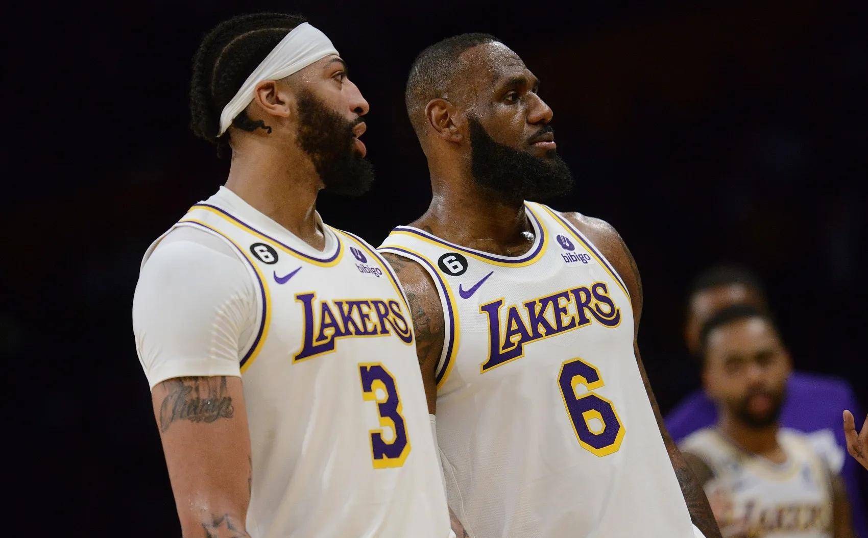 在这一关键 在这一关键