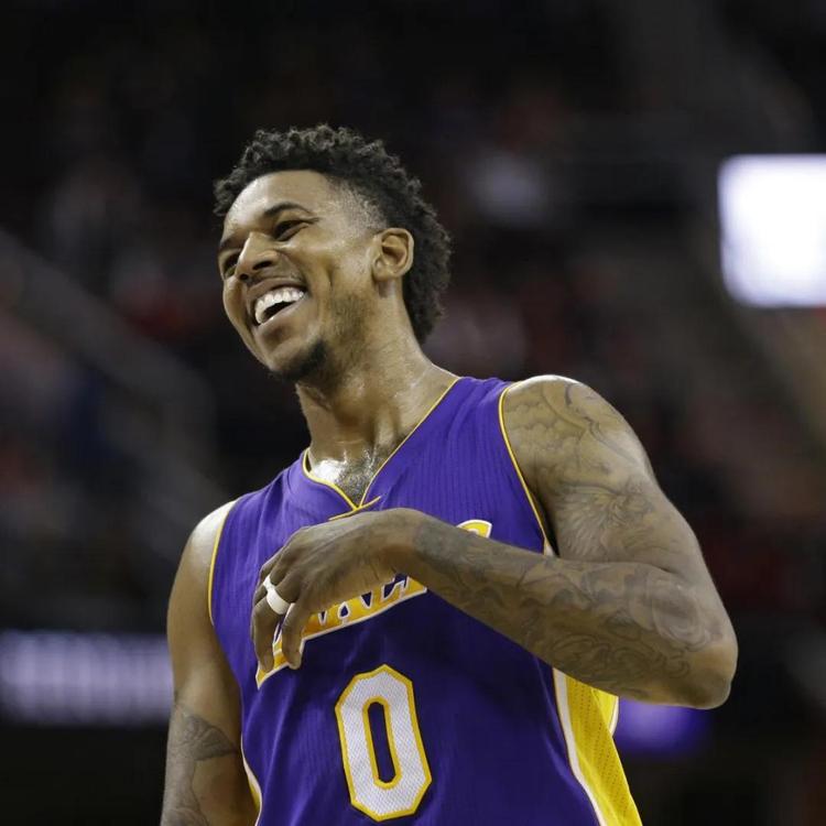 依靠前压与 依靠前压与